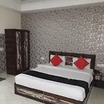Hotel Pathway